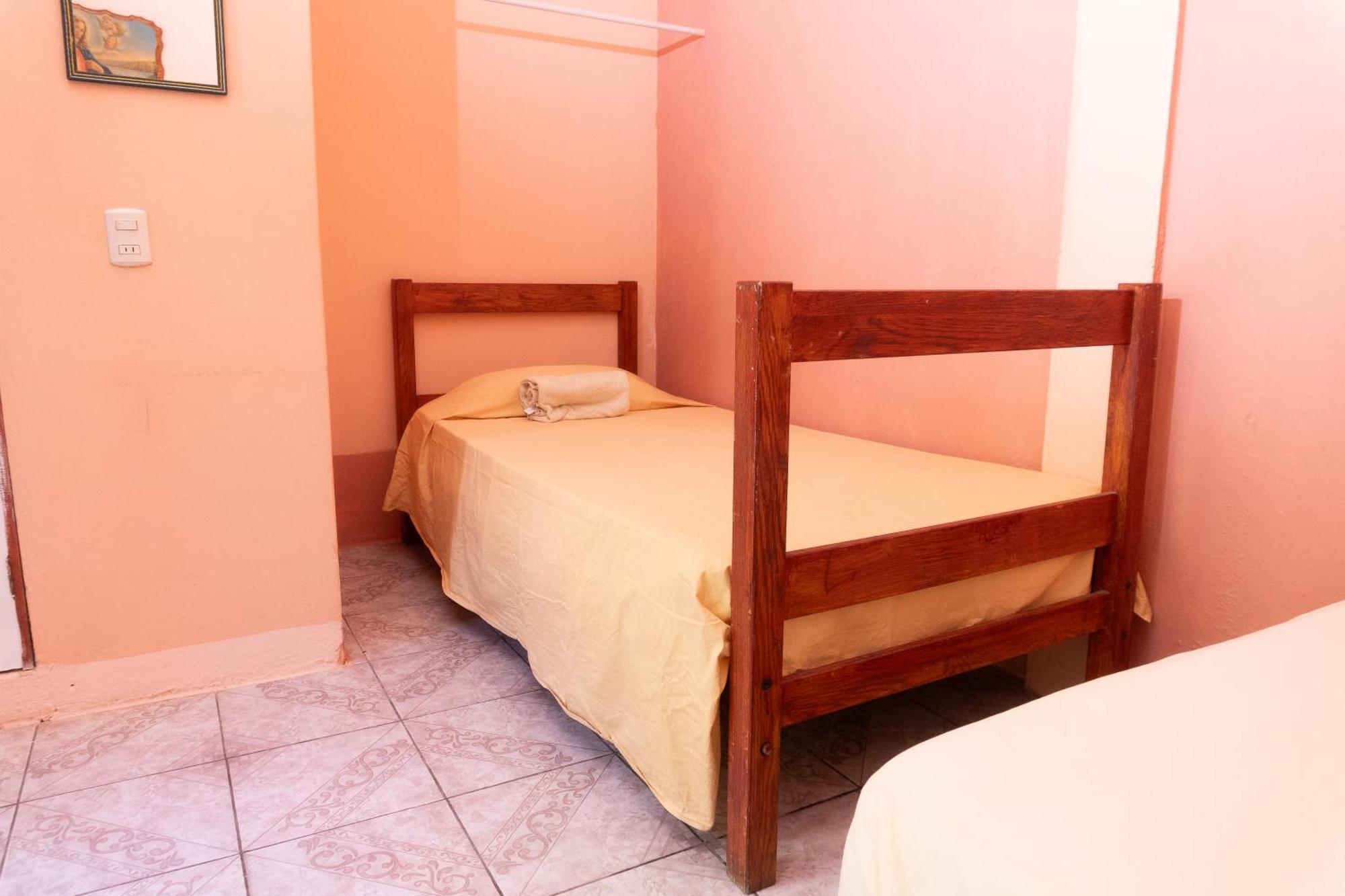 Hostal Delmy Suchitoto Екстер'єр фото