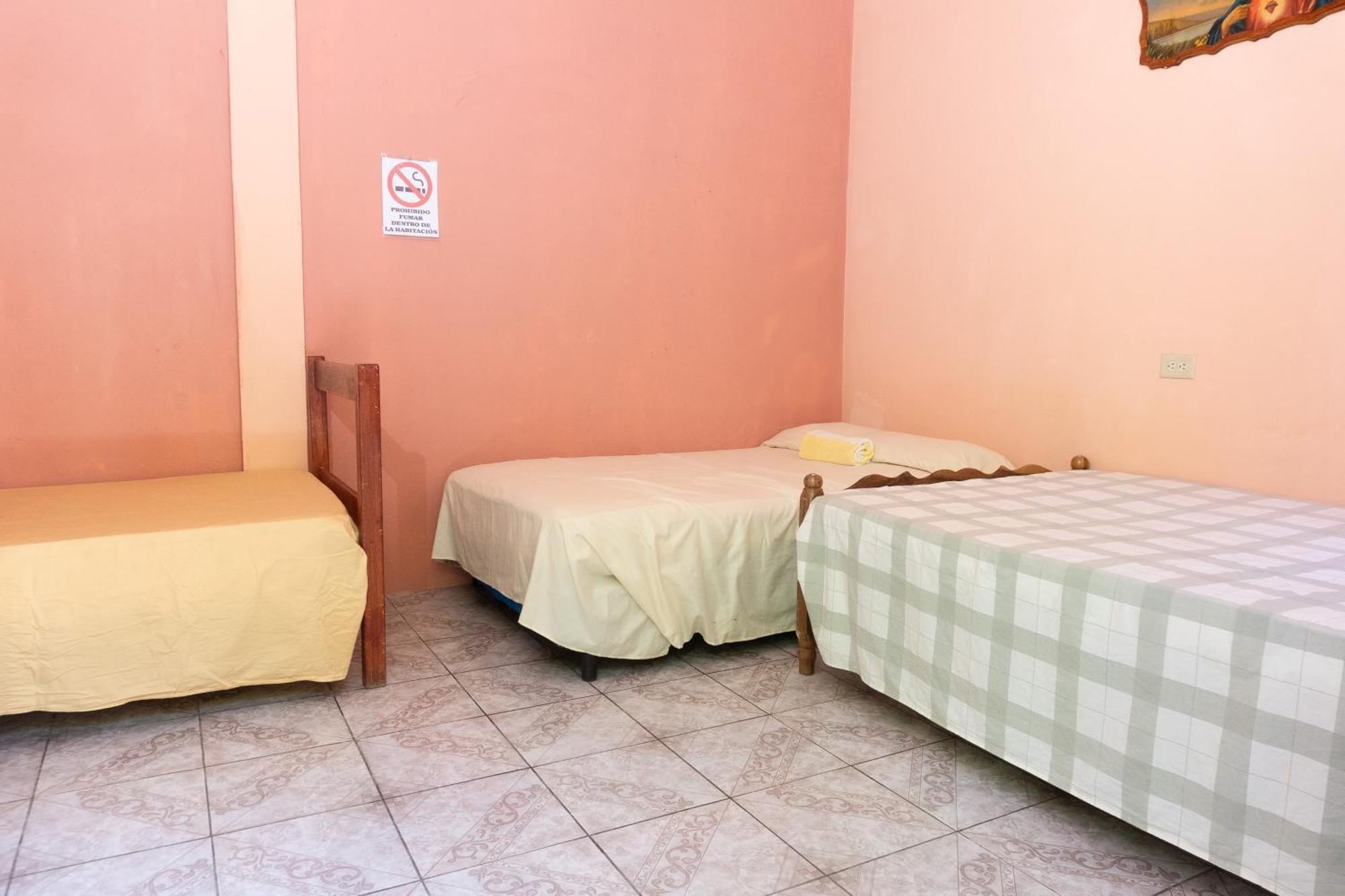 Hostal Delmy Suchitoto Екстер'єр фото